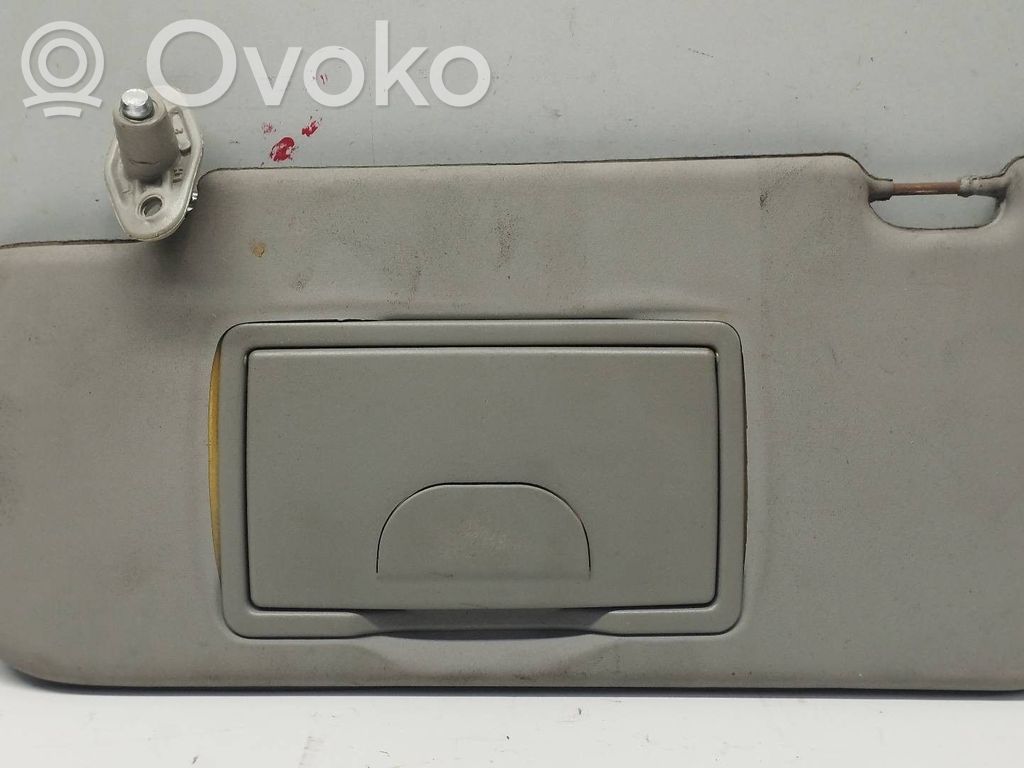 Sun visor