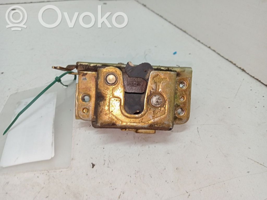 Opel Kadett E Încuietoare ușă spate 