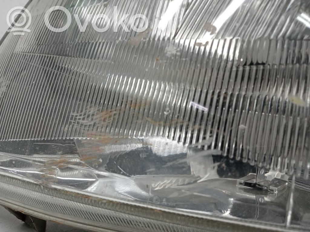 Mercedes-Benz Vito Viano W638 Far