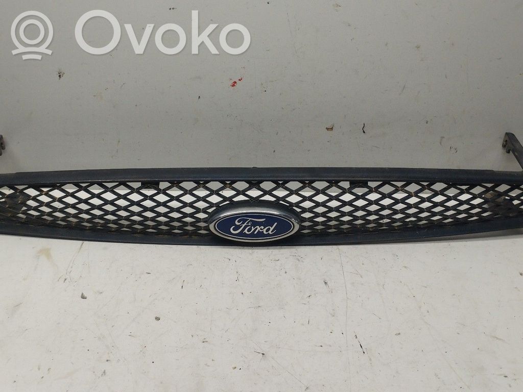 Front grill   98AB8200CF