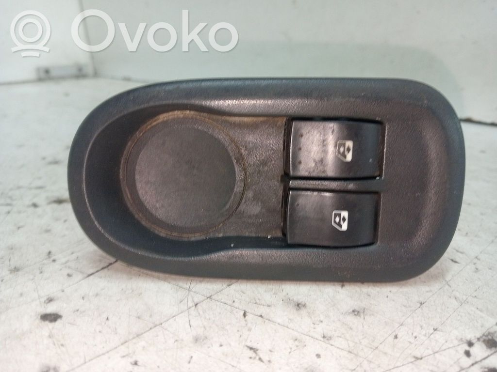 Renault Kangoo II Comutator comandă geamuri electrice 