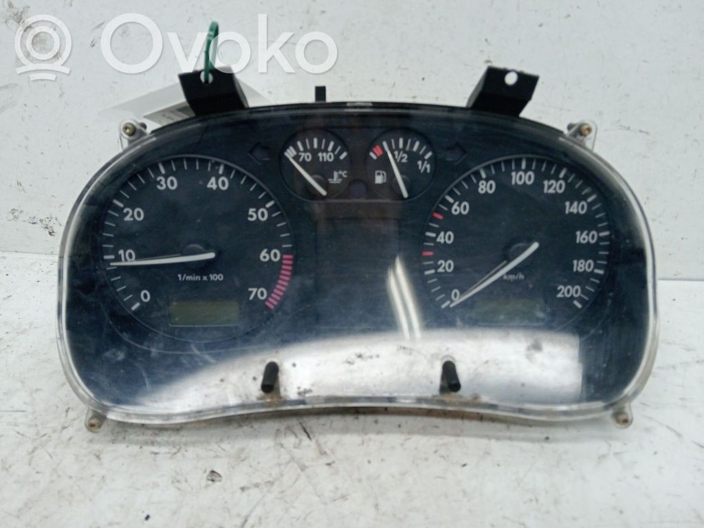 Volkswagen Polo III 6N 6N2 6NF Vitezometru (grup de instrumente) 