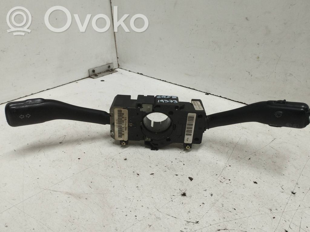 Interruptor de control del panel de luces   8L0953513B