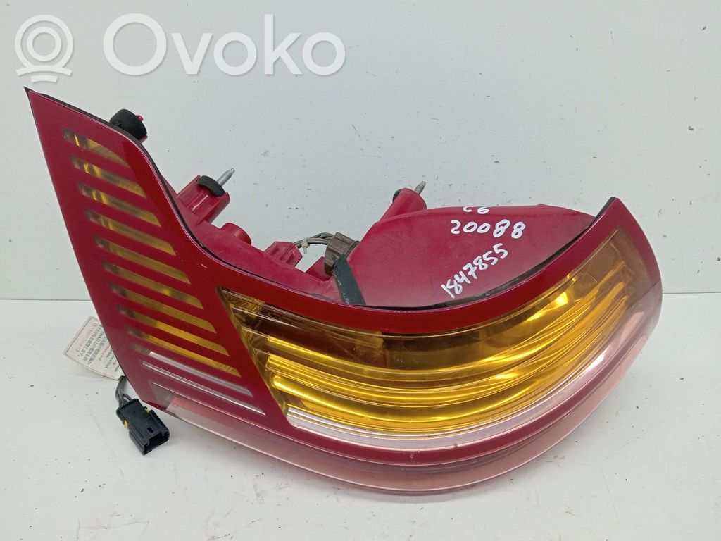 Rear/tail lights