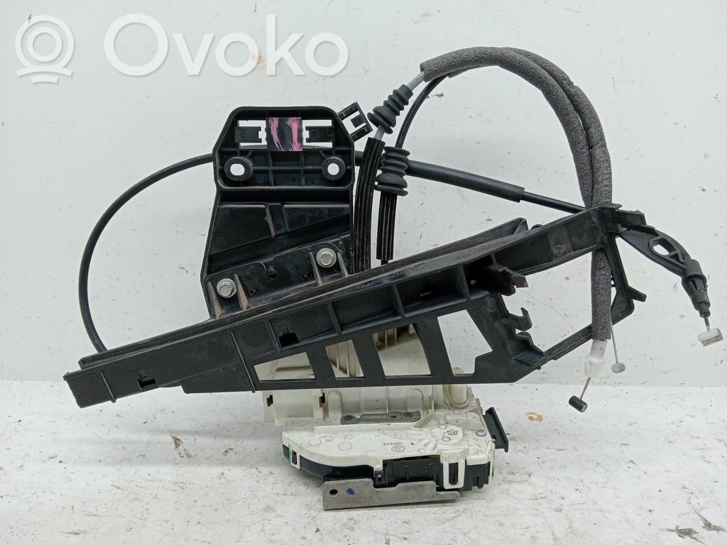 Takaoven lukko   P04589915AE