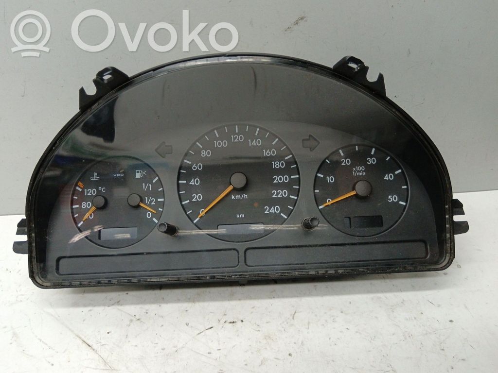 Mercedes-Benz ML W163 Vitezometru (grup de instrumente) 
