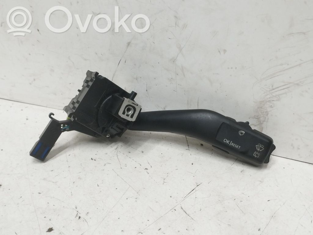 Pyyhkijän vipu   1K0953519A