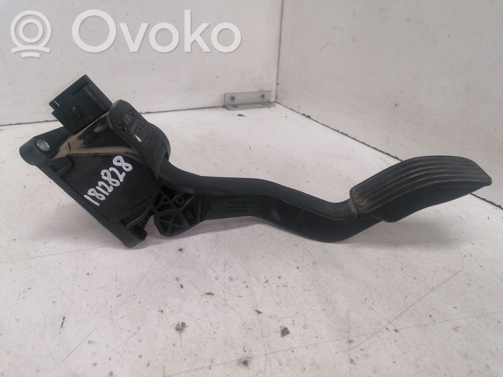 Pedale dell’acceleratore   F00C3E2045