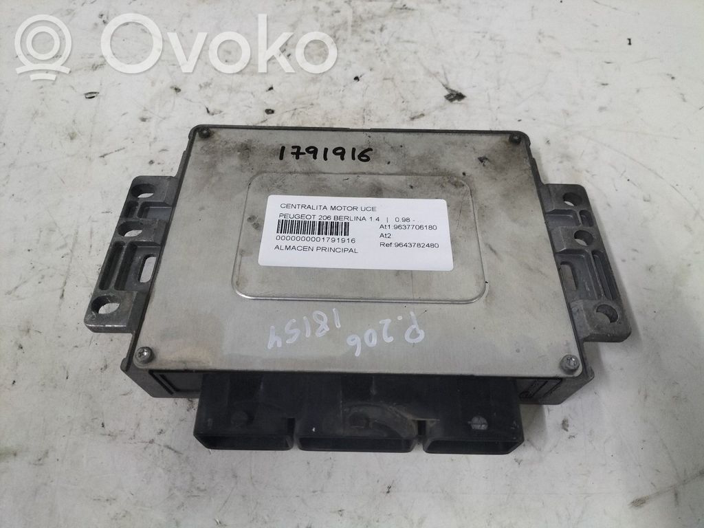 Peugeot 206 Unidad de control/módulo del motor 