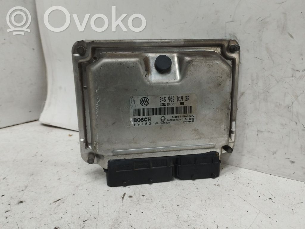Volkswagen Polo IV 9N3 Unitate/modul de control motor 