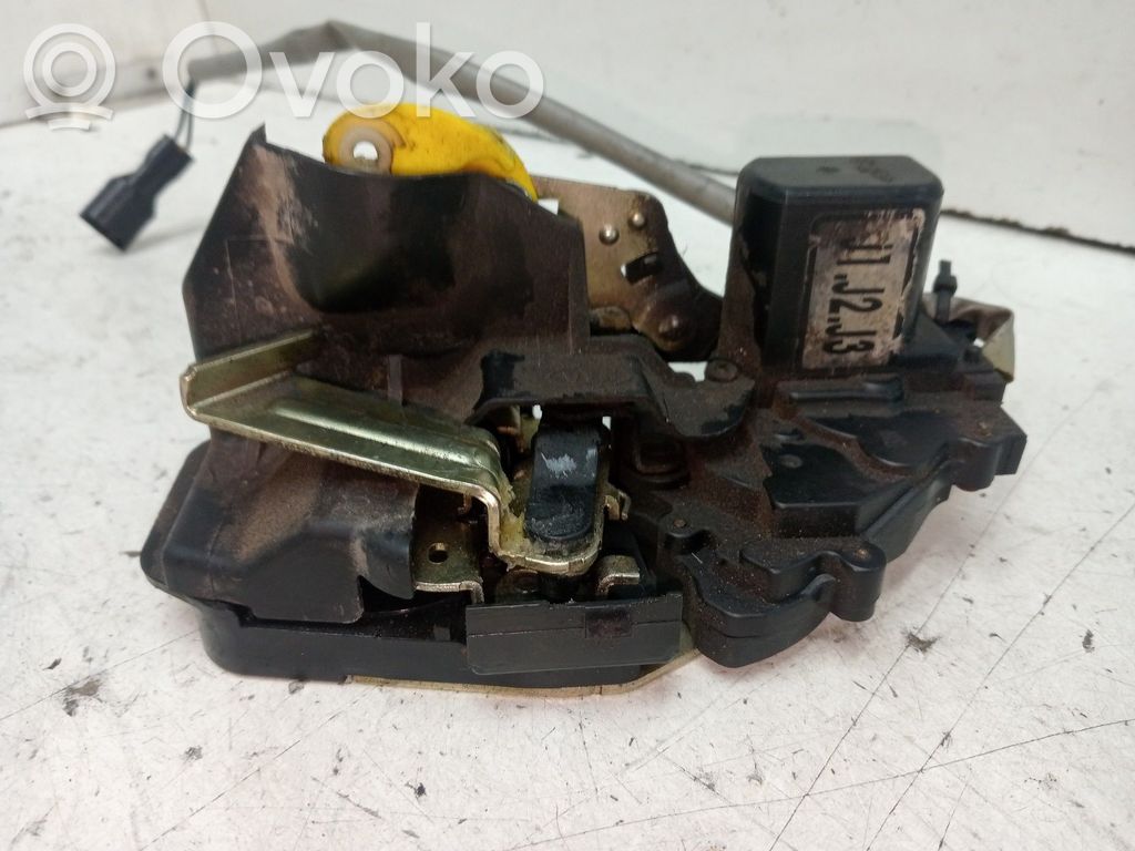 Zamek drzwi tylnych   K2FA72310
