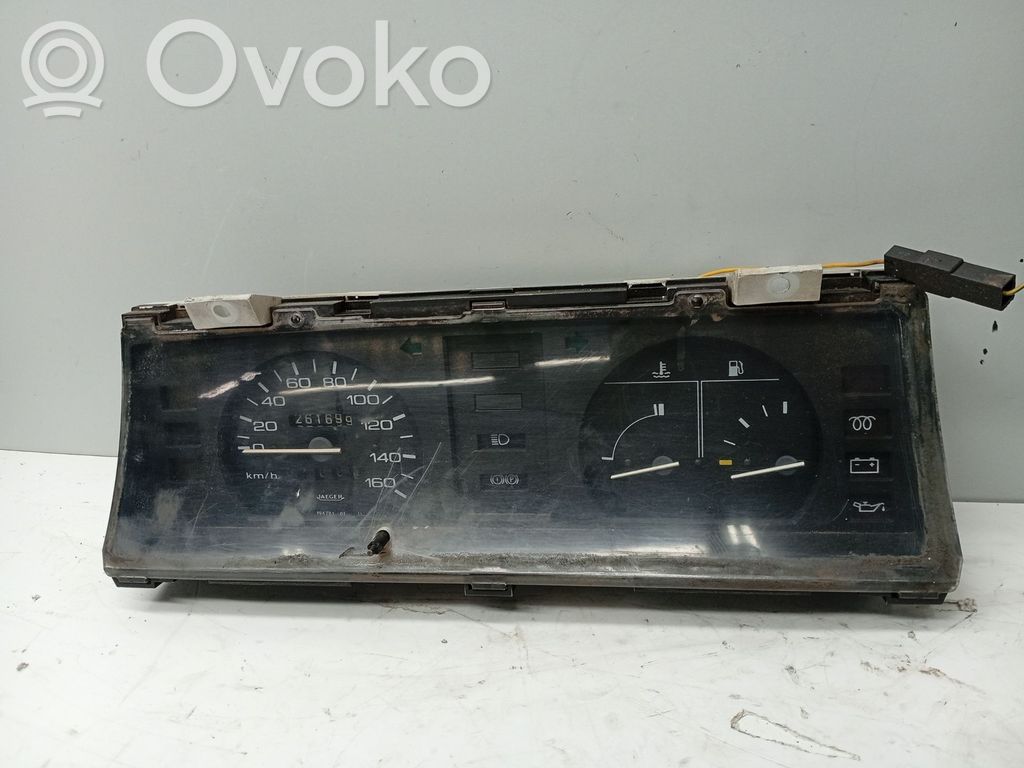 Nissan Vanette Nopeusmittari (mittaristo) 