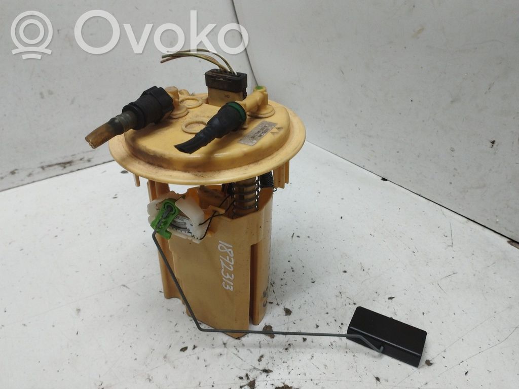 Bomba interna de combustible   0986580215