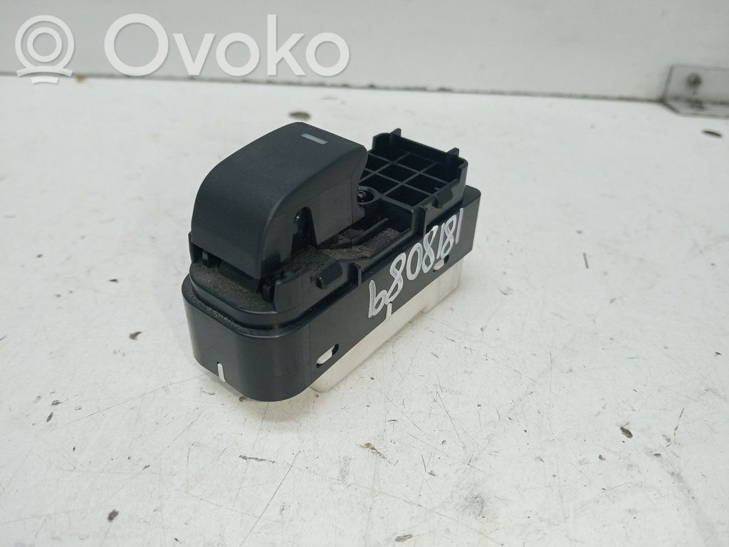 Electric window control switch   5AA710EA03
