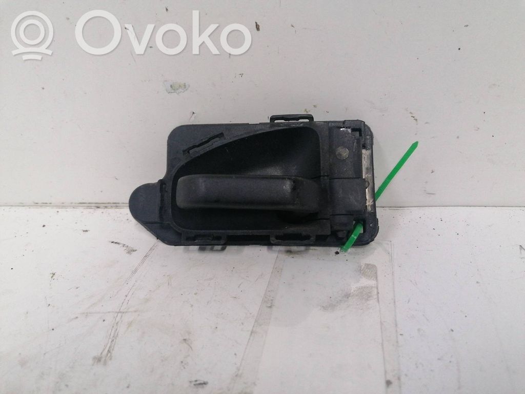 Etuoven sisäkahva