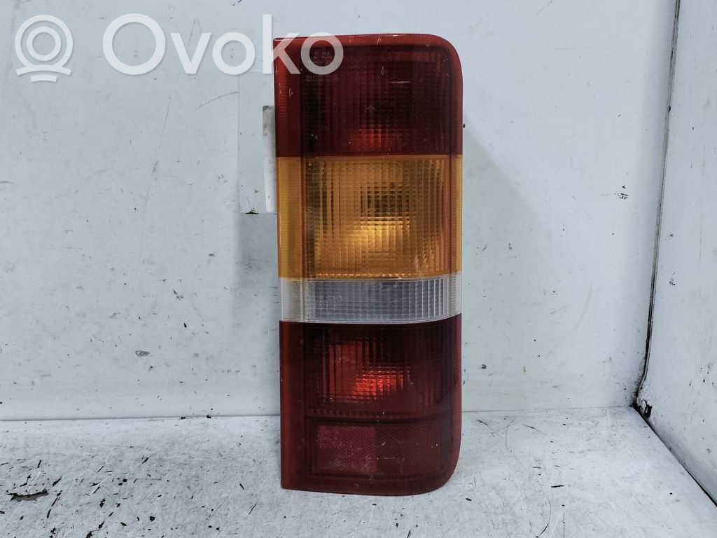 Ford Fiesta Galinis žibintas kėbule 