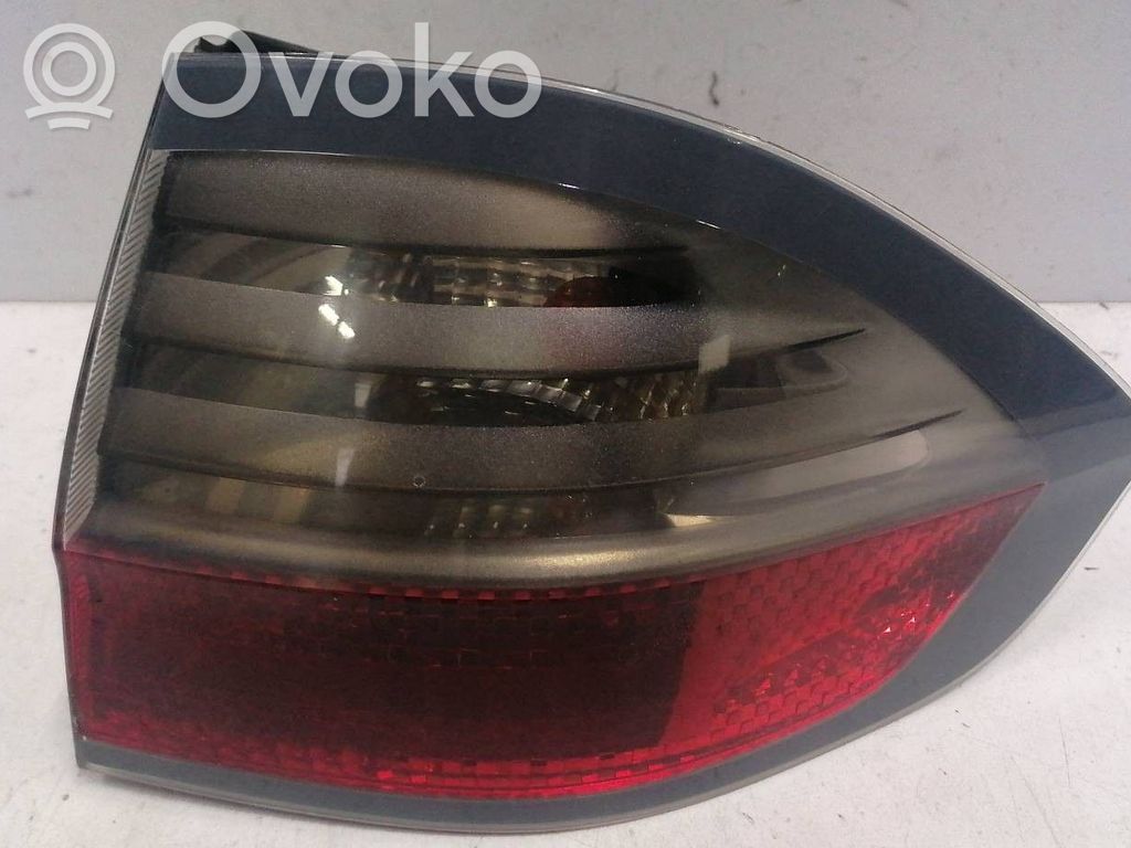 Ford S-MAX Galinis žibintas kėbule 
