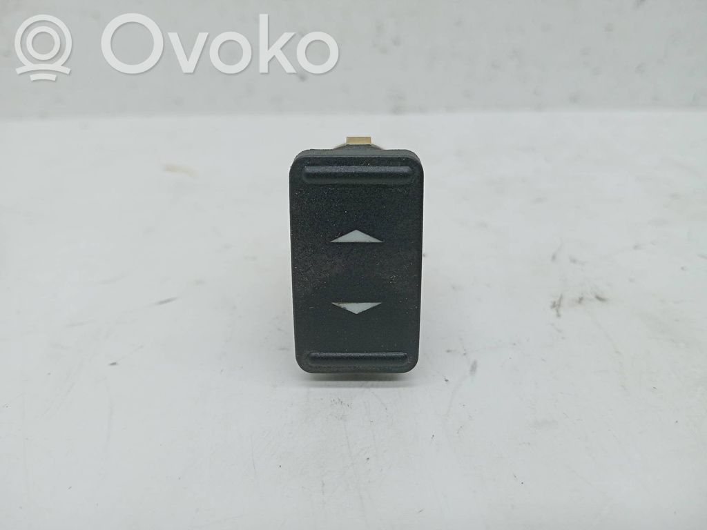 Interruptor del elevalunas eléctrico   3M5T14529BB