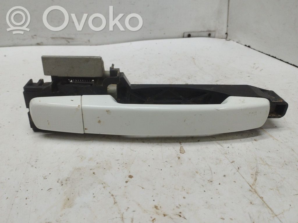 Nissan Qashqai Klamka zewnętrzna drzwi tylnych