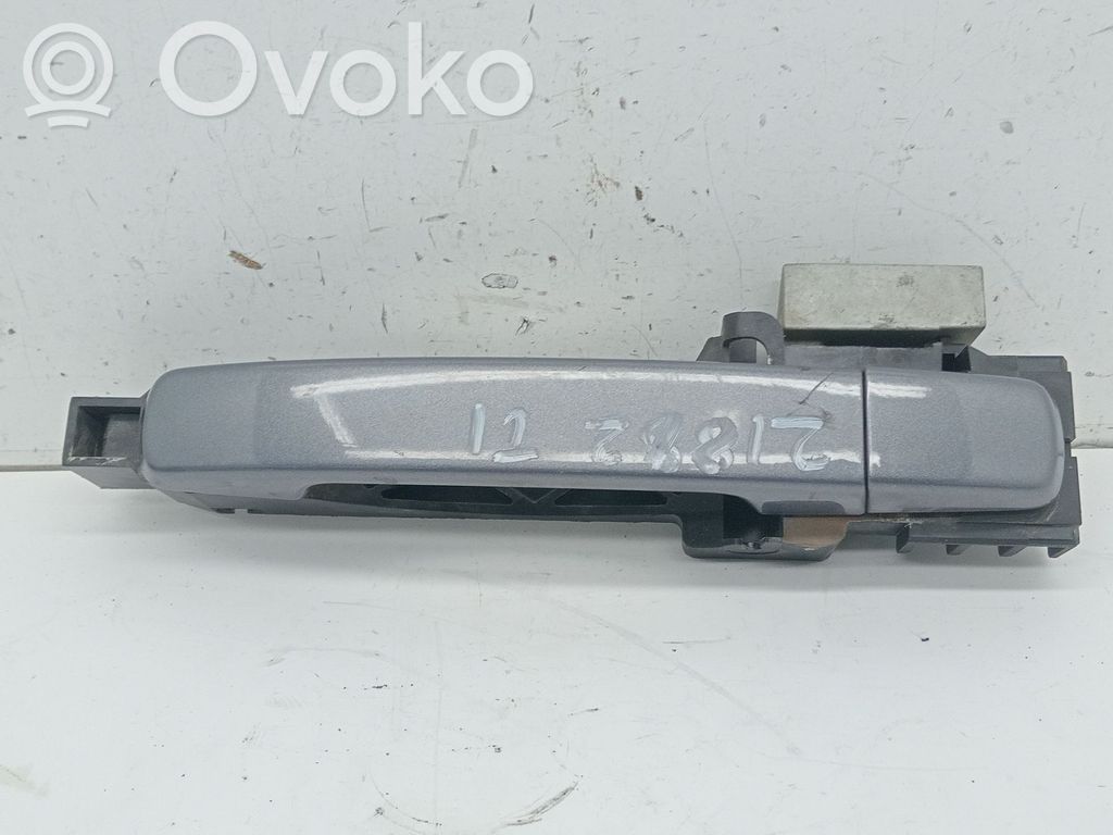 Nissan Qashqai Klamka zewnętrzna drzwi tylnych 