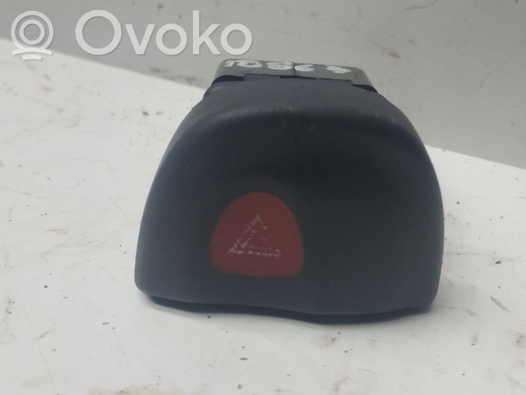 Comutator lumini pericol   550629400,430165