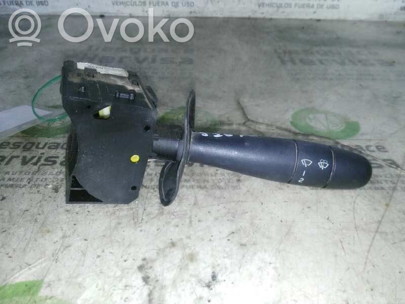 Renault Kangoo I Palanca de control del limpiaparabrisas 