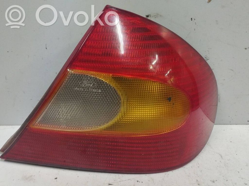 Ford Mondeo MK II Lampa tylna