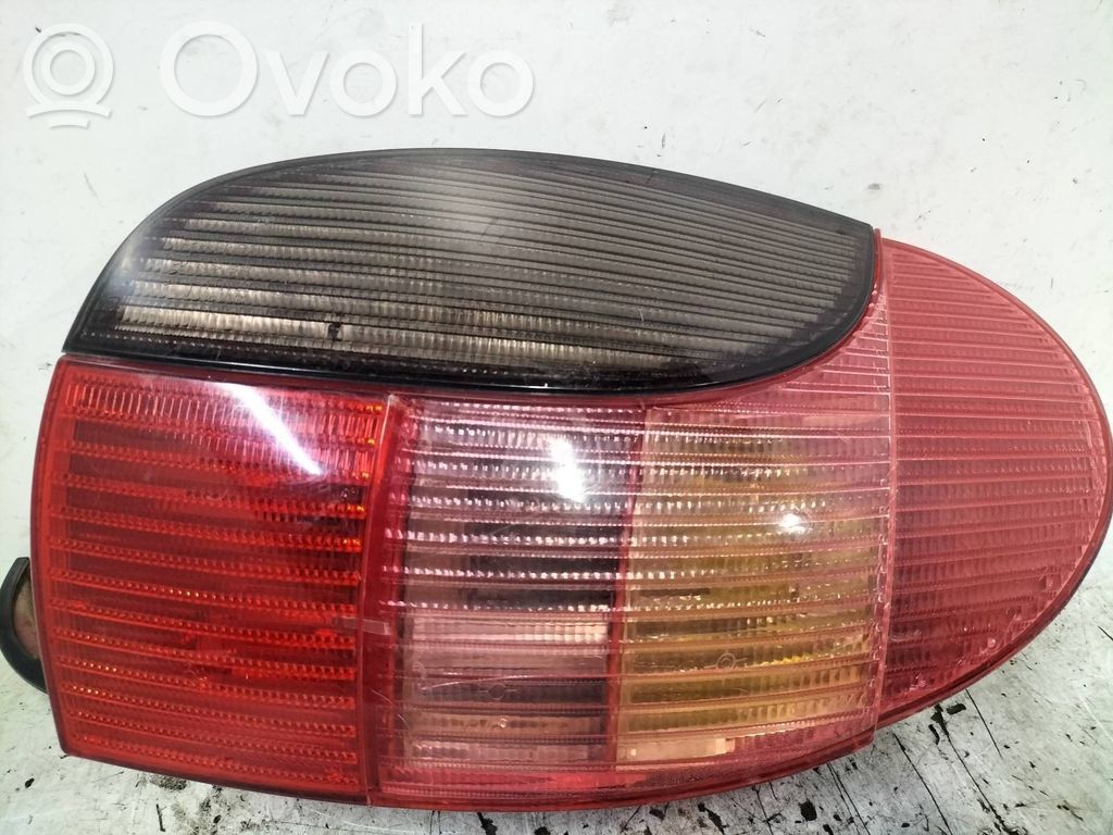 Peugeot 306 Luci posteriori 