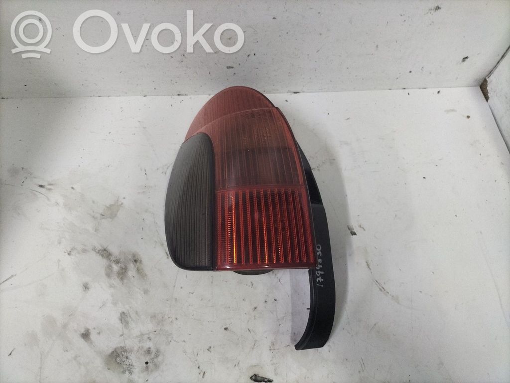 Lampa tylna