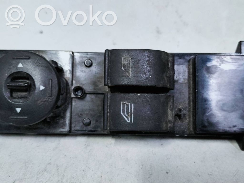 Ford Focus Interruptor del elevalunas eléctrico 