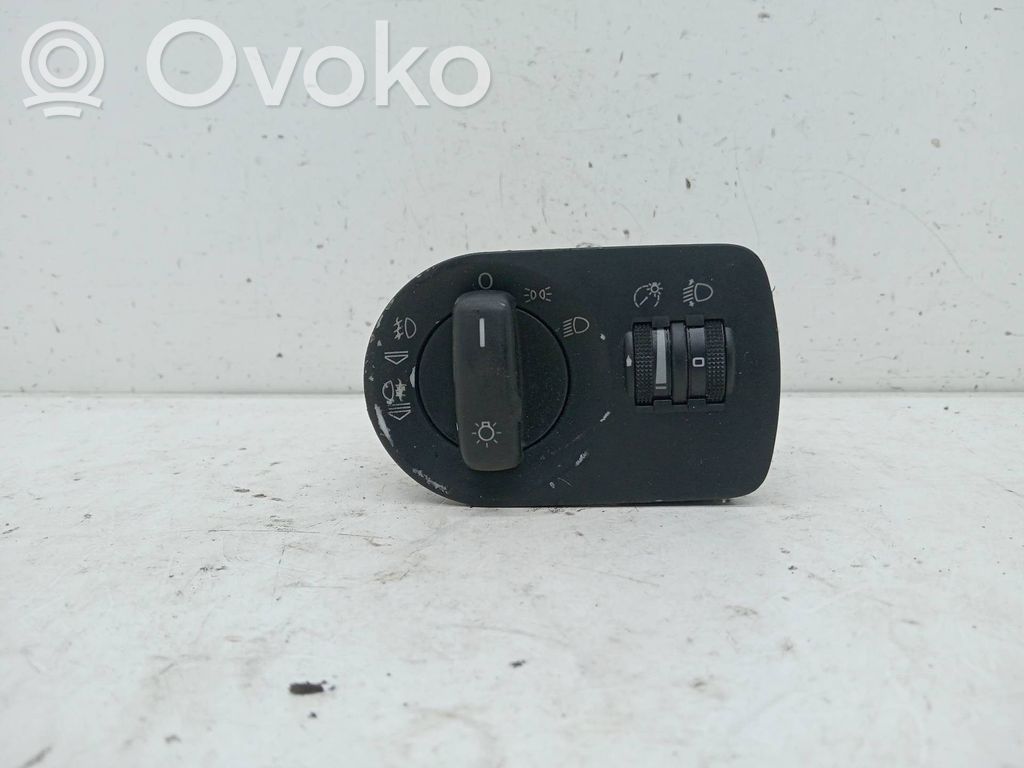 Audi A3 S3 8P Comutator lumini bord