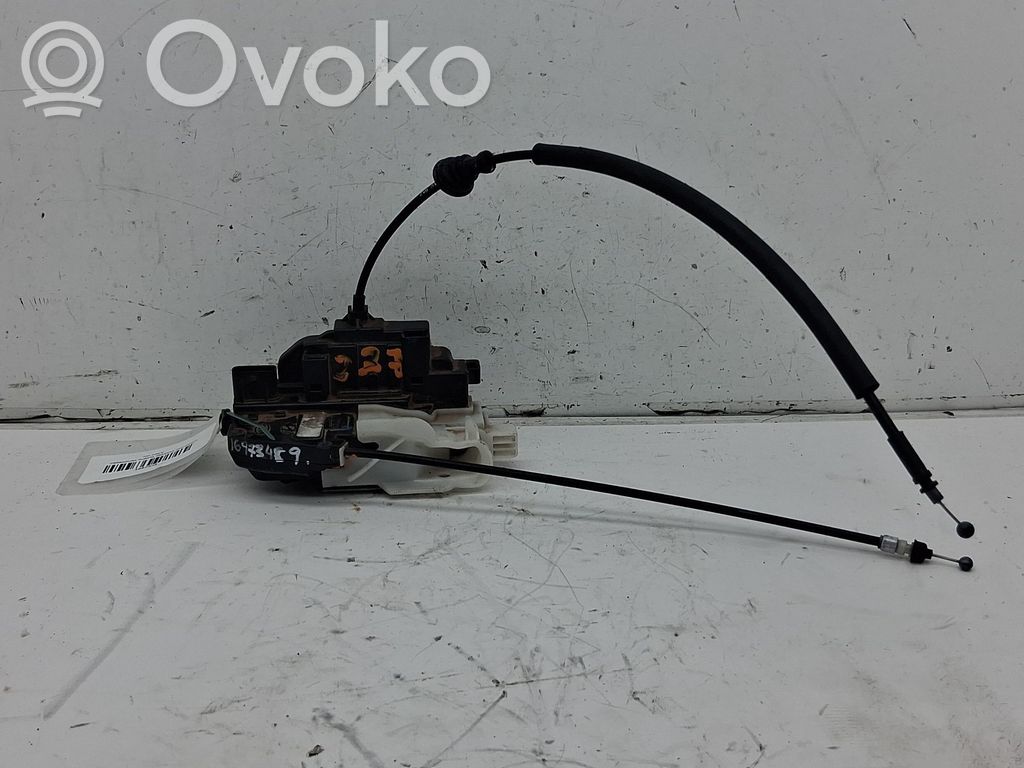 Cerradura de puerta trasera   814201H000