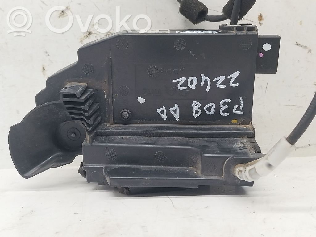 Peugeot 308 Zamek drzwi przednich 