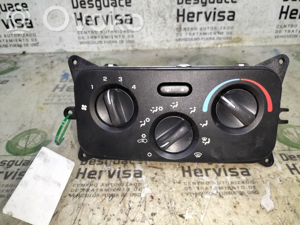 Jeep Cherokee KJ Centralina/modulo climatizzatore 