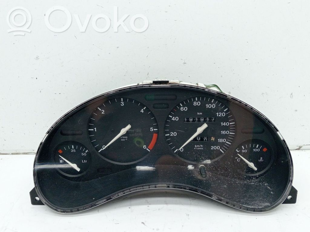 Opel Combo B Geschwindigkeitsmesser Cockpit 