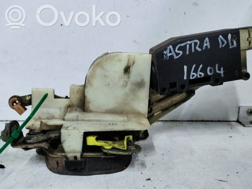 Opel Astra F Etuoven lukko 