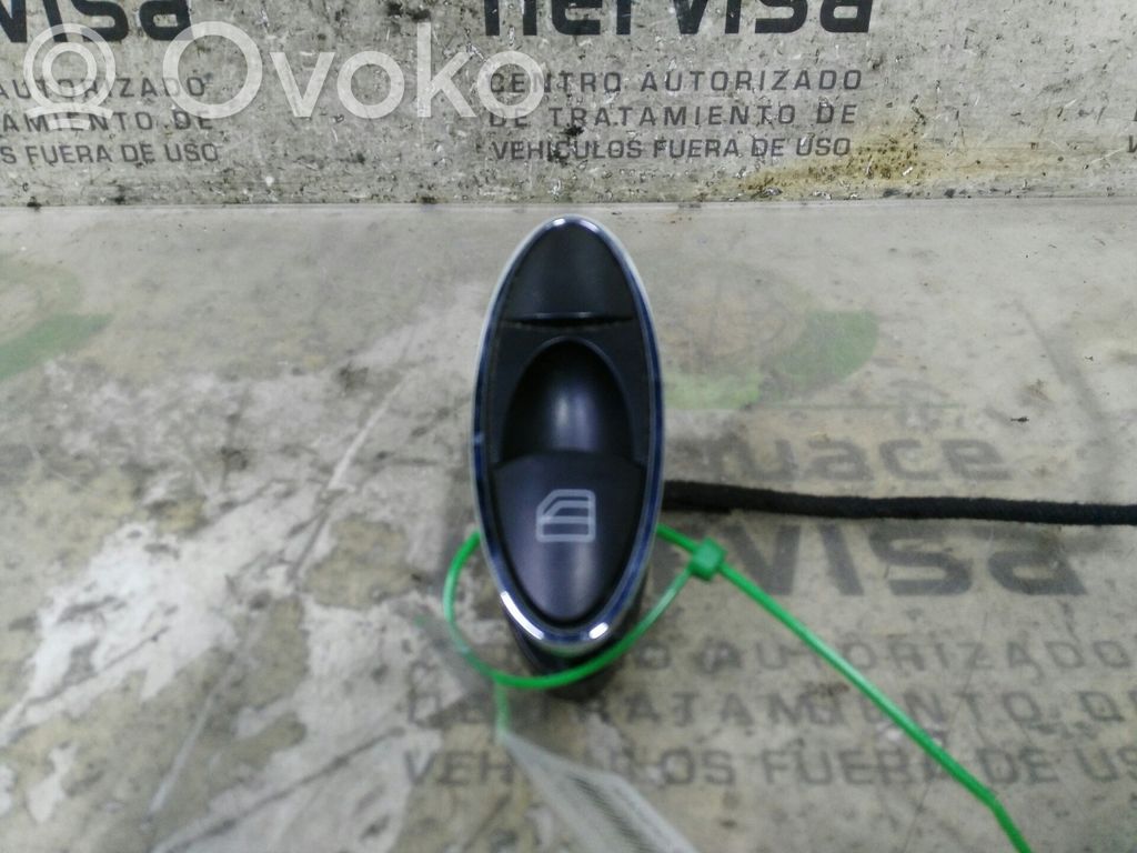 Mercedes-Benz E W211 Elektrinių langų jungtukas