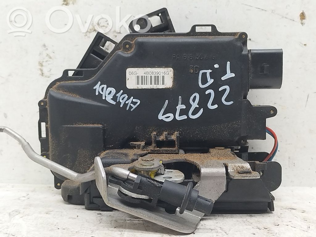 Audi A6 S6 C5 4B Türschloss hinten 