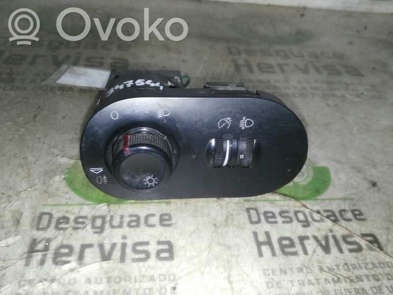 Seat Ibiza III (6L) Comutator lumini bord 
