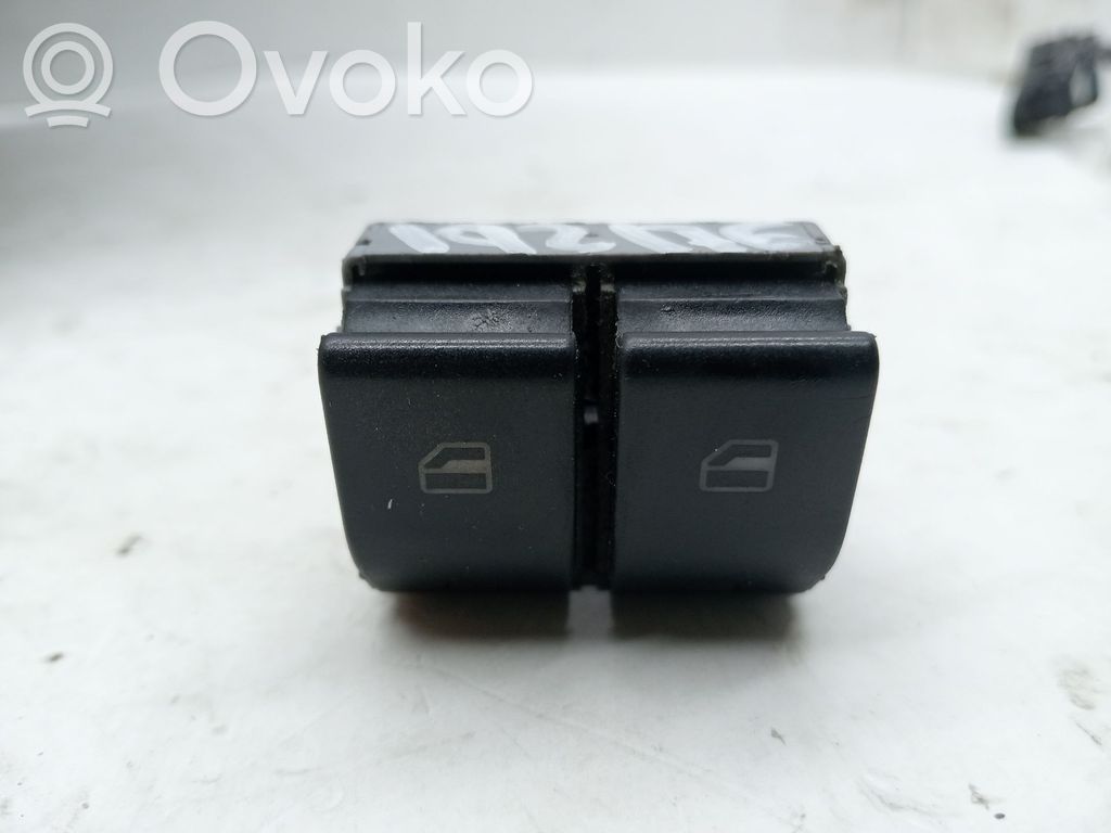 Seat Ibiza III (6L) Przyciski szyb 