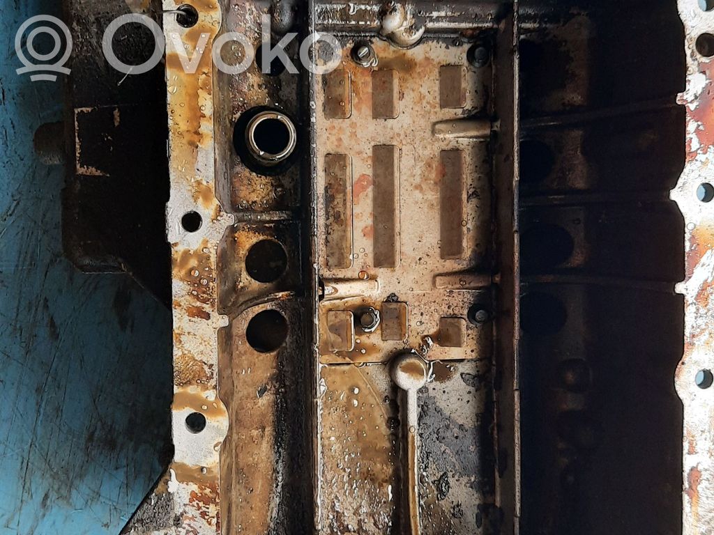 Oil sump
