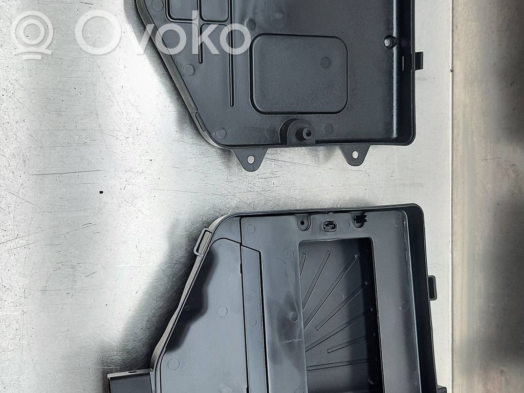 Engine control unit box   31439651