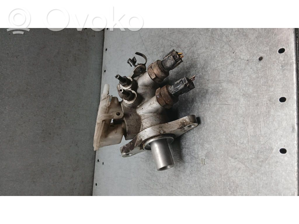 Master brake cylinder