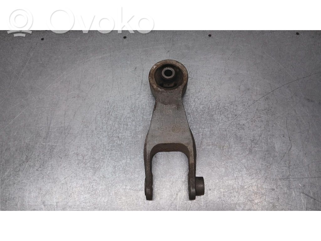Engine mounting bracket   9227882,9227882