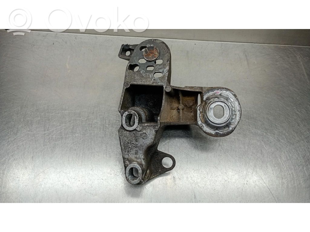 Audi A4 S4 B6 8E 8H Suport motor 