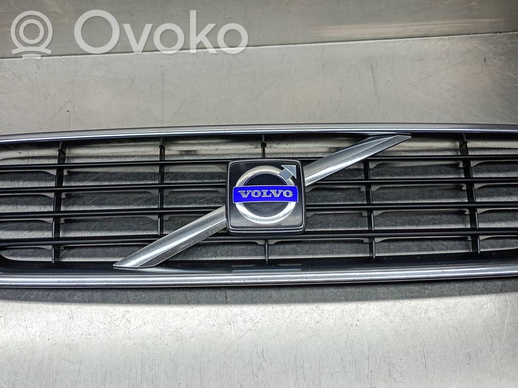 Volvo C30 Atrapa chłodnicy / Grill 