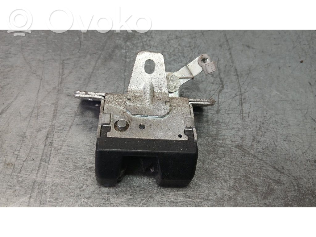 Tailgate/trunk/boot lock/catch/latch