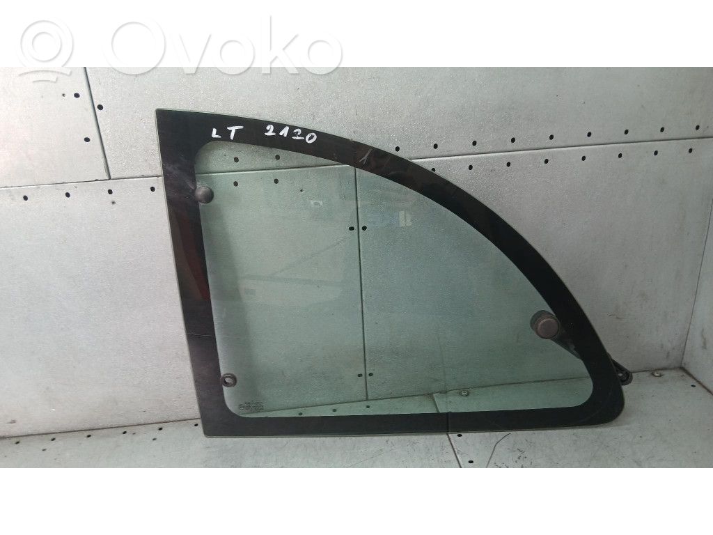 Vidrio lateral trasero