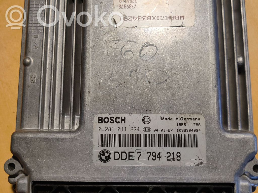 BMW 5 E60 E61 Engine control unit/module 