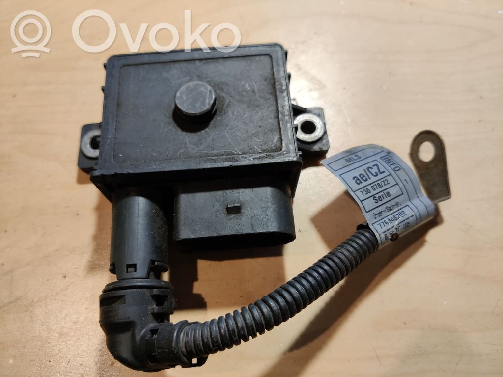 BMW 5 E60 E61 Glow plug pre-heat relay 